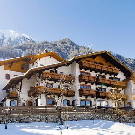 Aktiv Panoramahotel Daniel 4* ザウテンス