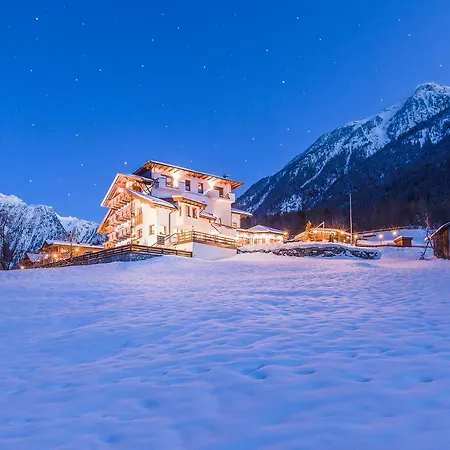 Aktiv Panoramahotel Daniel 4*
