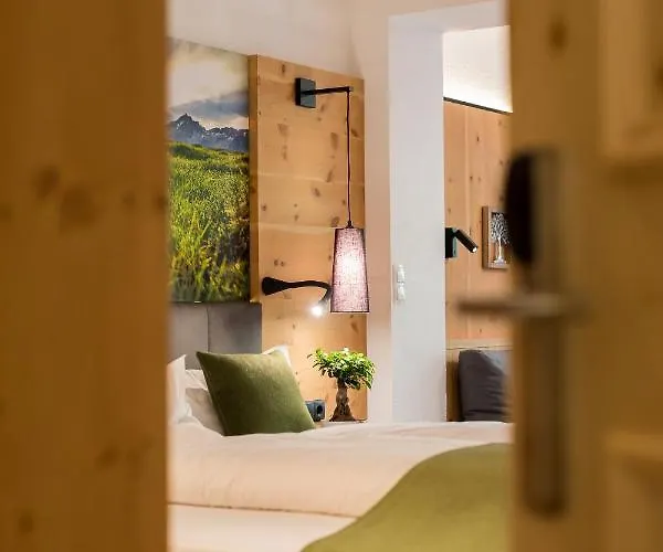 艾克特弗帕纳罗玛丹尼尔酒店 酒店 索滕斯